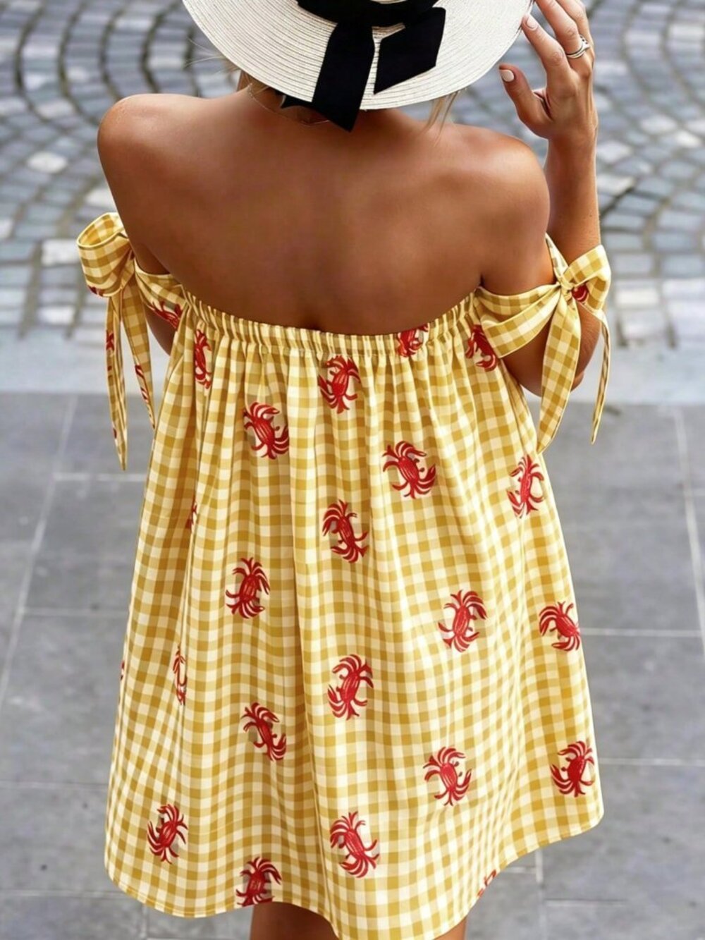 Yellow Elegant Women's Short Plaid Crab Embroidered Strapless A-Line Mini Dress - Picture 5 of 7